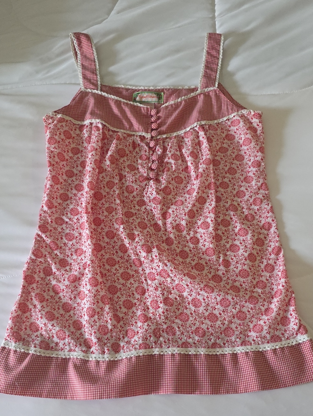 Adorable Flowy Red And White Tank Top